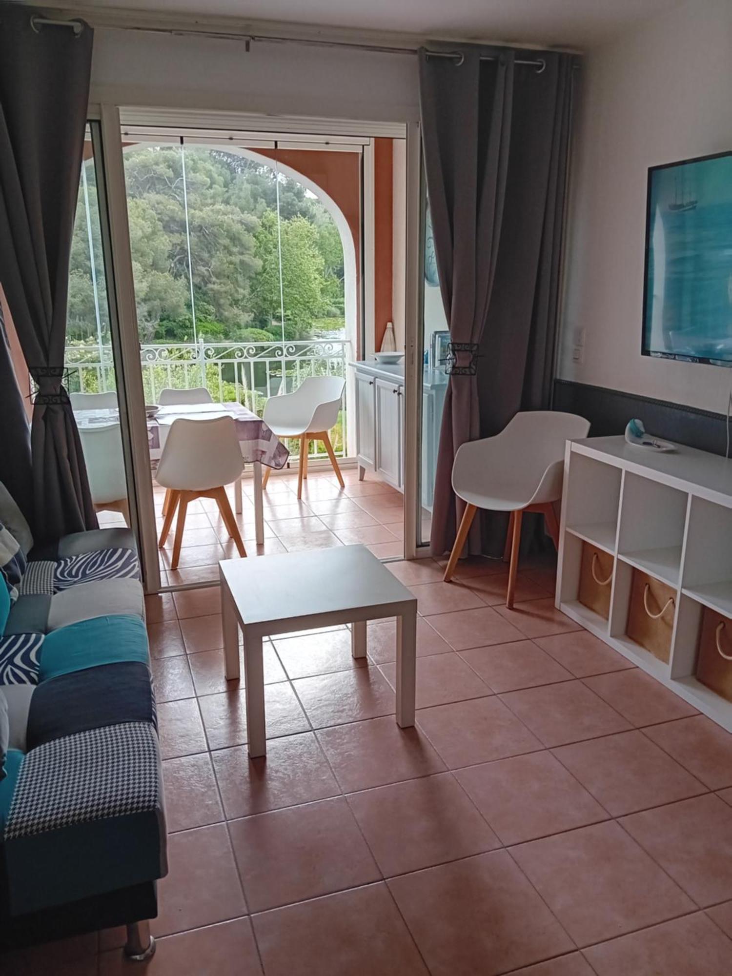 Appartement T2 Avec Piscine A 100 M De La Plage シス・フール・レ・プラージュ エクステリア 写真